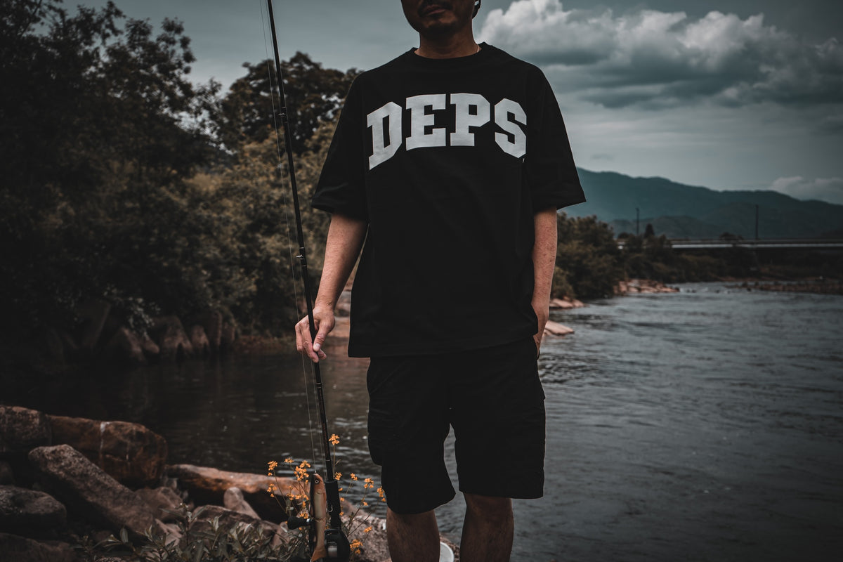 deps tシャツ deps ARCH LOGO BIG TEE – DEPS online