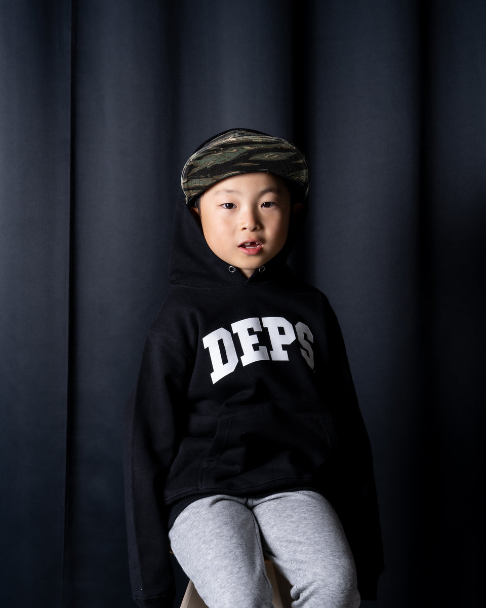 deps ブラック パーカー deps BASS FISHING FREAK HOODIE【BLACK】 – DEPS online