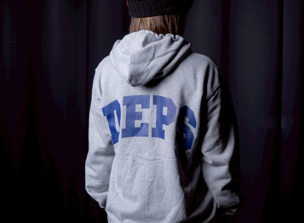 deps ARCH LOGO ZIP UP HOODIE