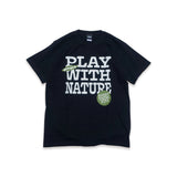 deps PLAY WITH NATURE TEE【BLACK】